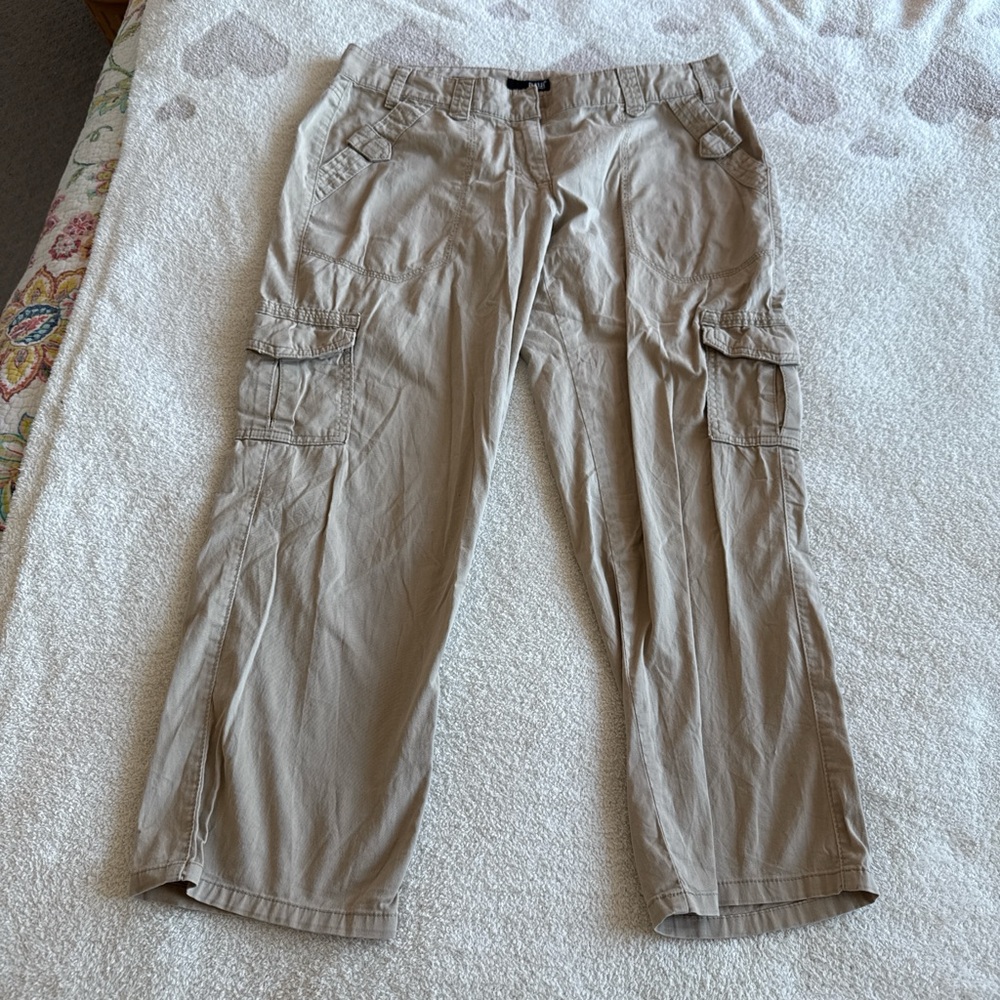 Women’s Tan Cargo Pants